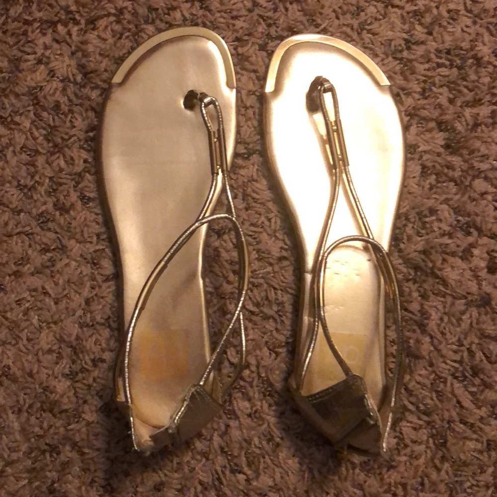 BRAND NEW GOLD FLAT SANDALS